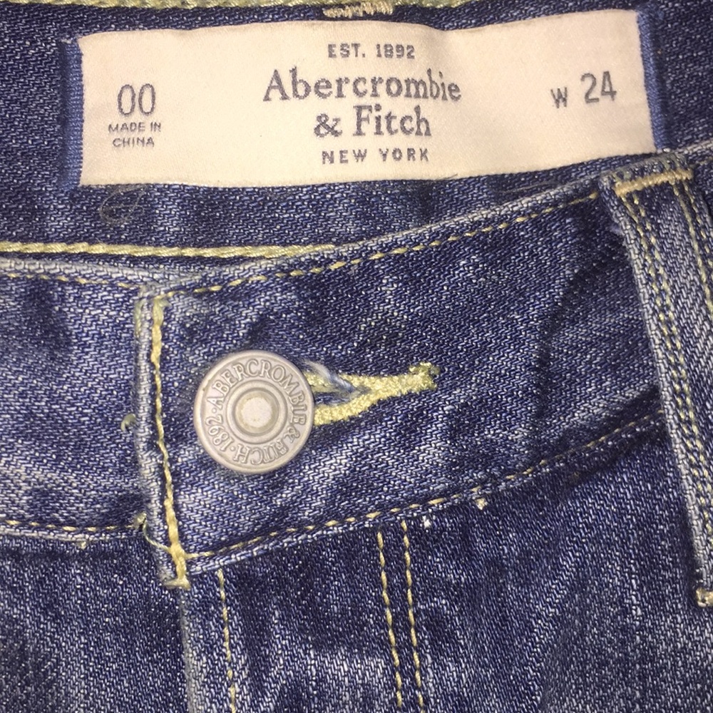 A n F jean shorts - Picture 5 of 8
